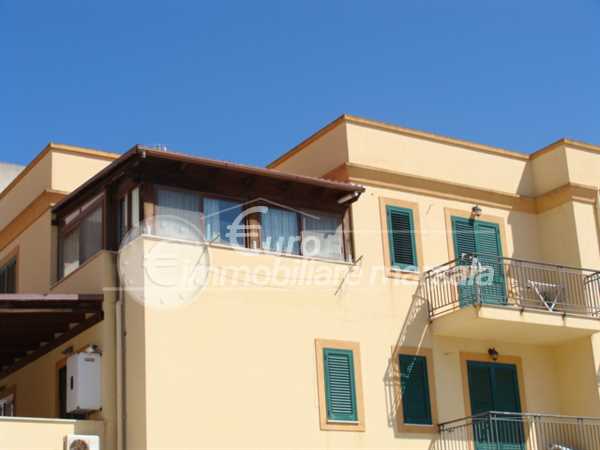 Vende Appartamento con veranda coperta