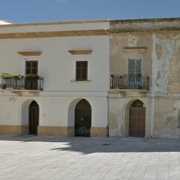 Vende casa da ristrutturare