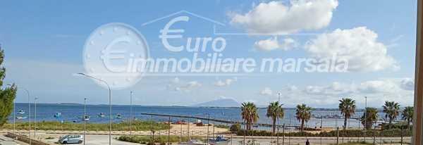 Vende appartamento vista mare